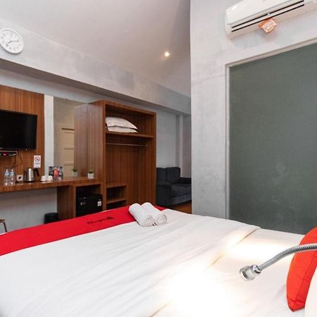 Reddoorz Premium Near Centre Point Mall Medan Eksteriør bilde