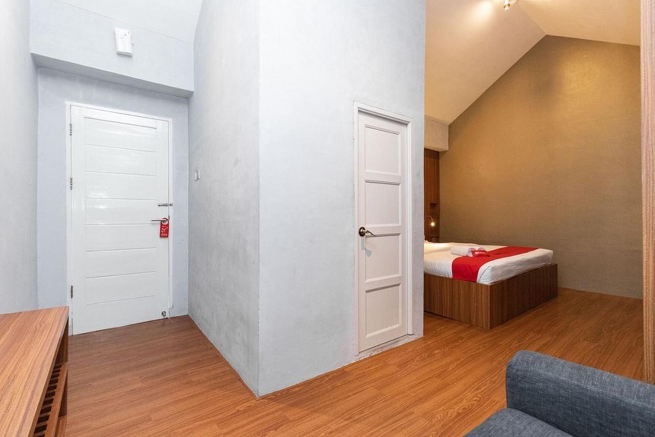 Reddoorz Premium Near Centre Point Mall Medan Eksteriør bilde