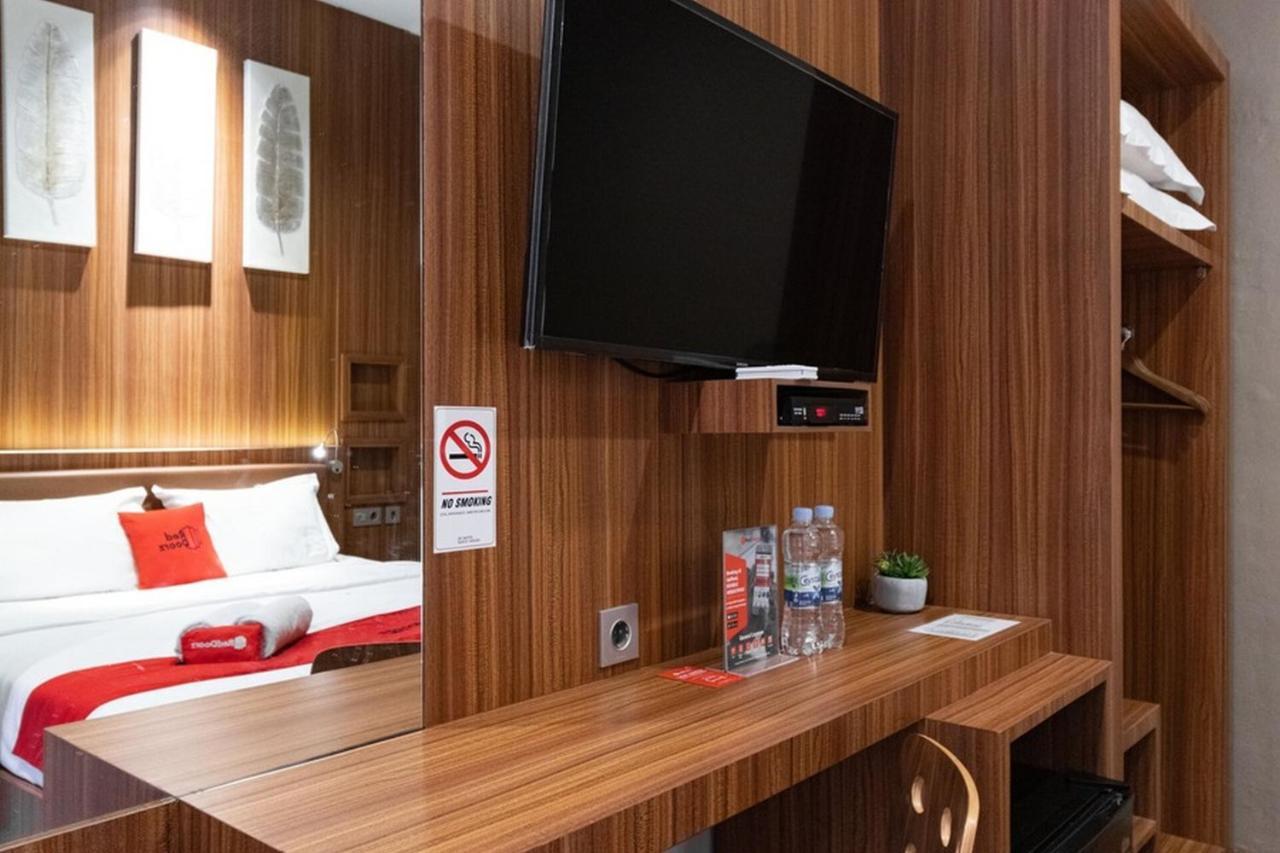 Reddoorz Premium Near Centre Point Mall Medan Eksteriør bilde