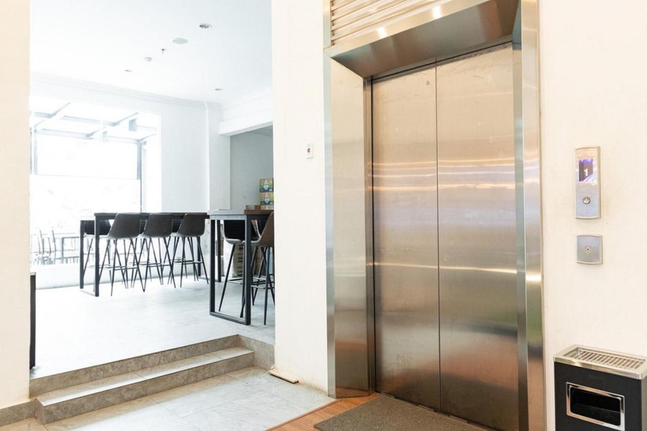 Reddoorz Premium Near Centre Point Mall Medan Eksteriør bilde