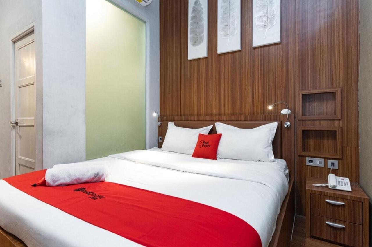 Reddoorz Premium Near Centre Point Mall Medan Eksteriør bilde